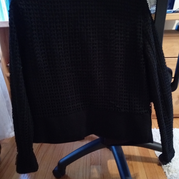 Blazer - Picture 2 of 2